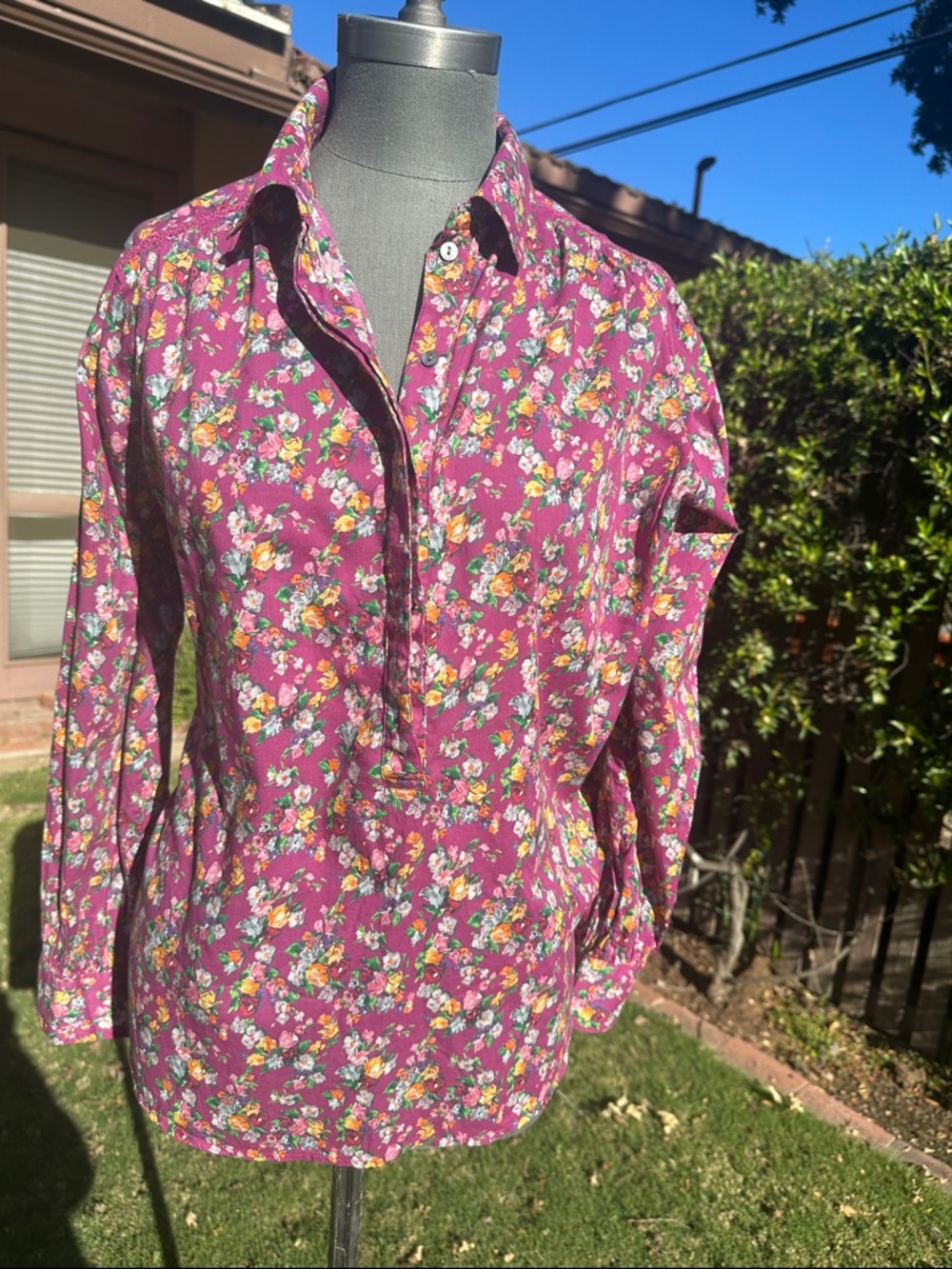 Sundance Magenta Floral Button-Front Popover Shirt